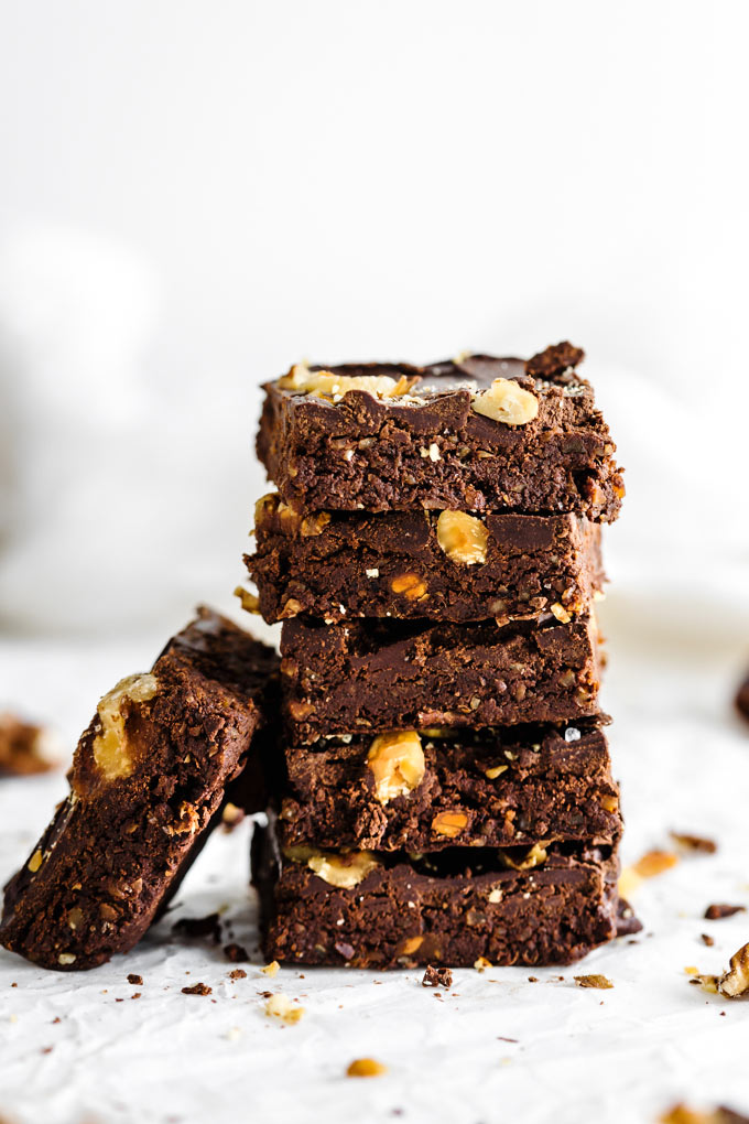 No-Bake Brownies with Chocolate Ganache - stacked, close